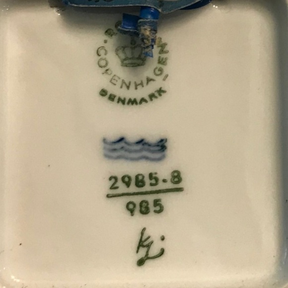 Royal Copenhagen Kongens Nytorv Decorative Plate - Picture 5 of 5